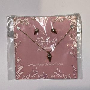 NWT 18k Necklace Earring Set